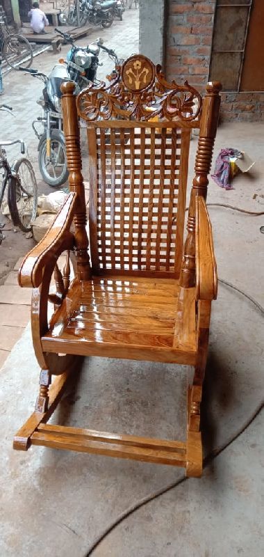 Rocking chair in teak wood
