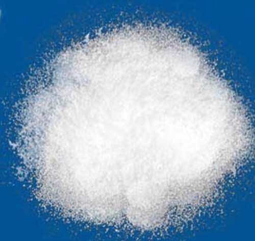 sodium nitrite powder