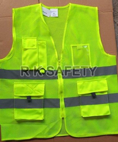 Safety Vests Supplier in Dubai UAE - Top Quality Ready-made Jackets