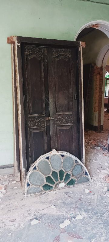 Reclaimed / vintage wooden doors