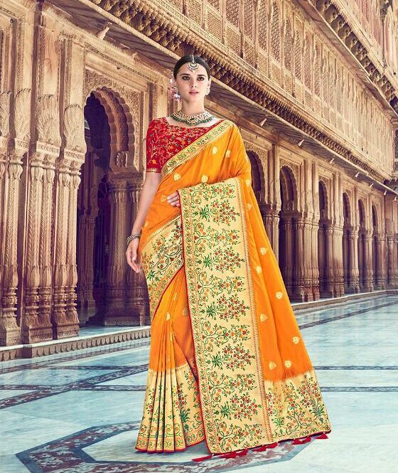 Achieve that Perfect Bridal Saree Look with These Styling Tips | Indian Wedding  Saree