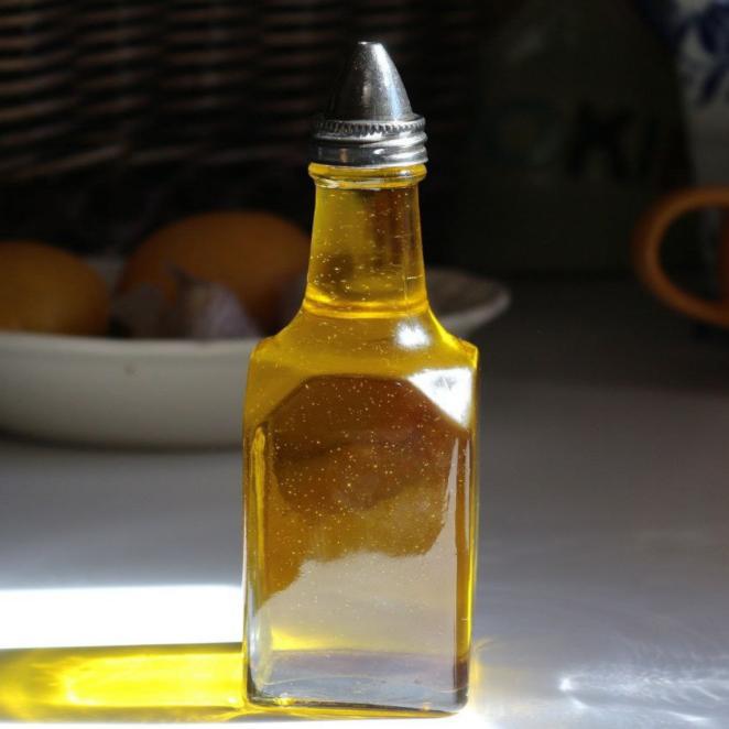 Cold Pressed Groundnut Oil