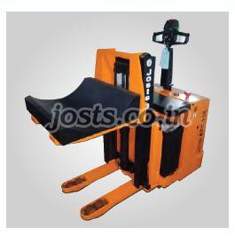 Electric Stacker With Tyre Handling