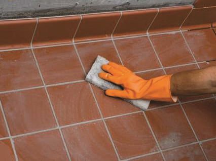 Dr. Wedge™ Tile Grout-P