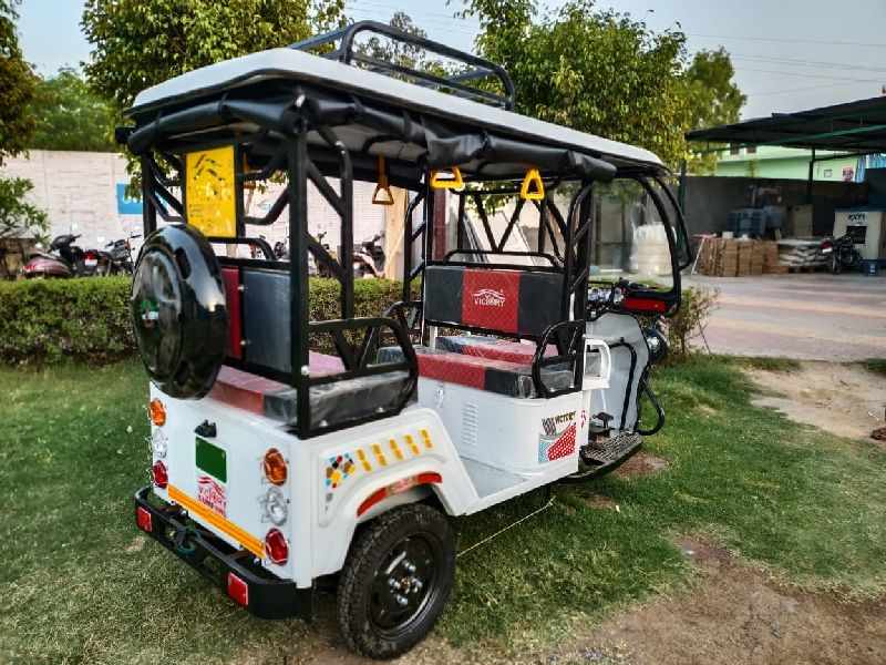 Victory Sumfonl Battery Operated E Rickshaw