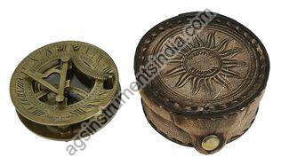 Brass Circular Type Sundial Compass With Leather Box Manufacturer