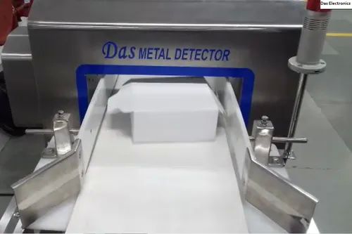 Cake Metal Detector