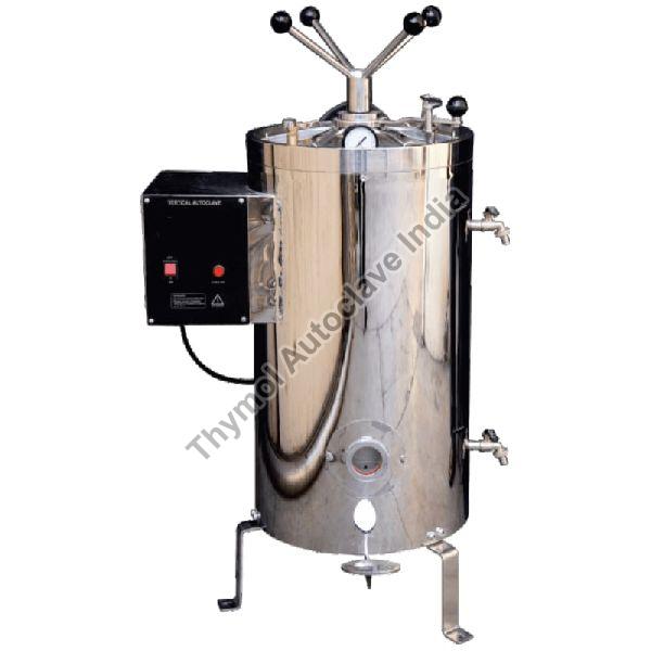 Vertical Double Walled Radial Locking Autoclave
