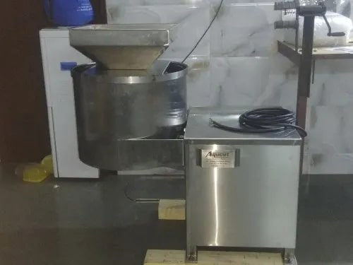 Semi Automatic Potato Slicer Machine