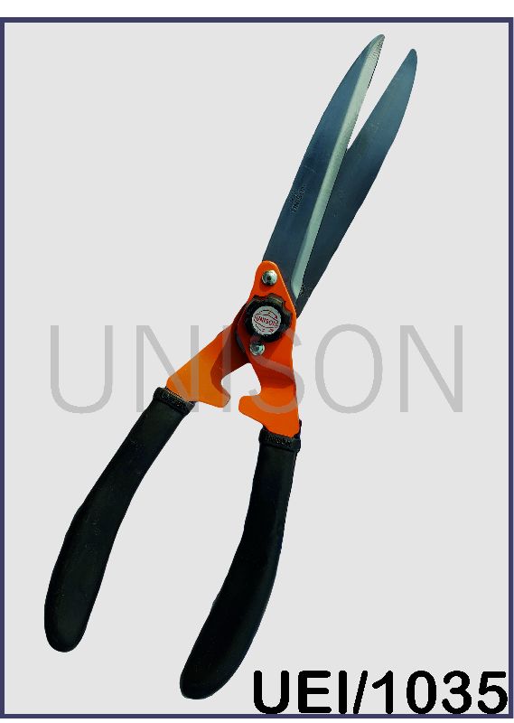 Hedge Shear With Plastic Handle