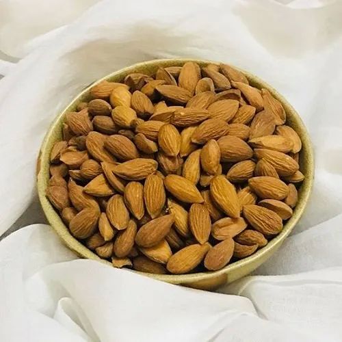 Mamra Badam Giri (Almond Kernels)