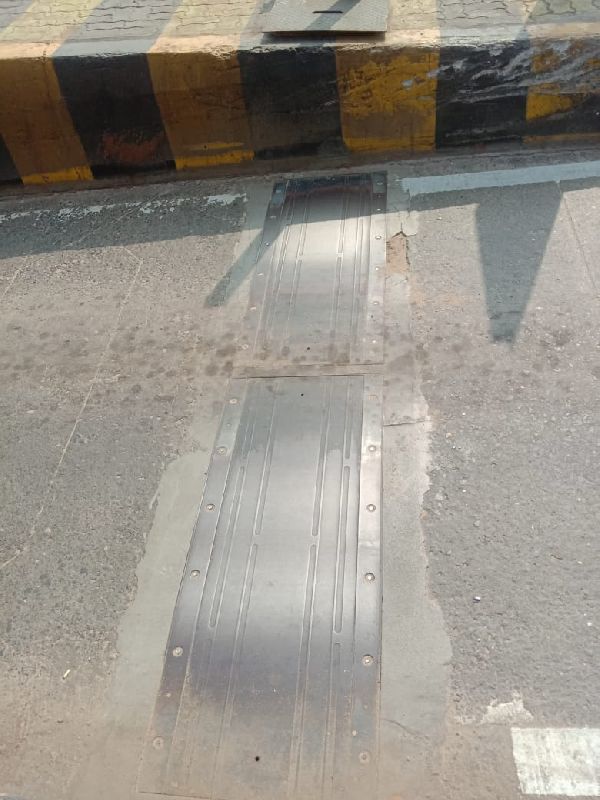 Medium speed weigh in motion Bending Plate