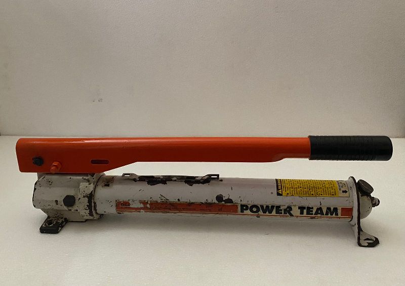 SPX Powerteam 700 Bar 10,000psi Hydraulic Hand Pump