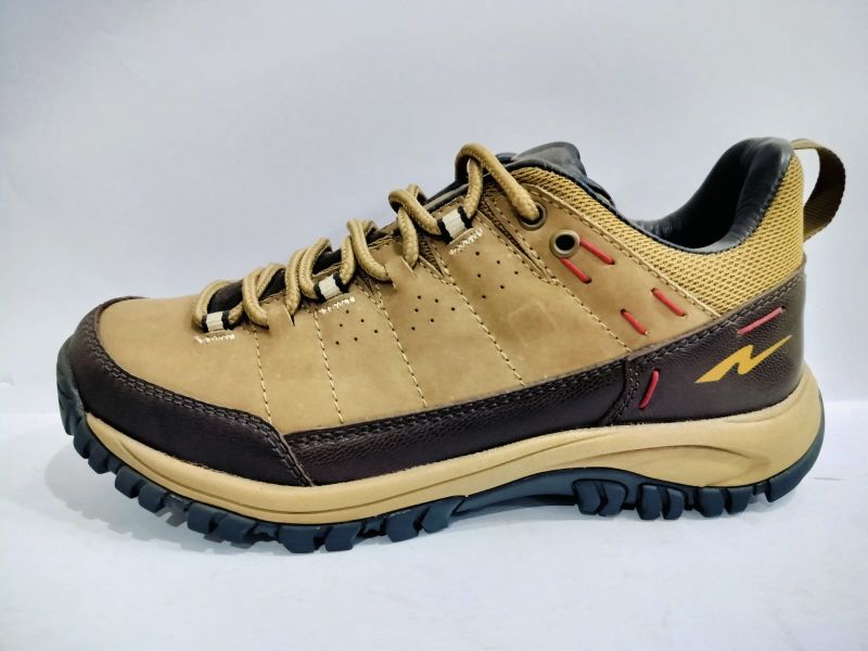 S-026 Trekking Shoes