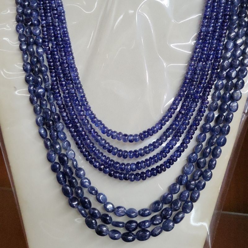 Plus Value Natural Lapis Lazuli Necklace Japamala 108 Round Beads for  Communication, Creativity, Throat Chakra Reiki Healing Crystals,  Meditation, Vastu & Feng Shui (Lajward, Lajwart) : Amazon.in: Jewellery