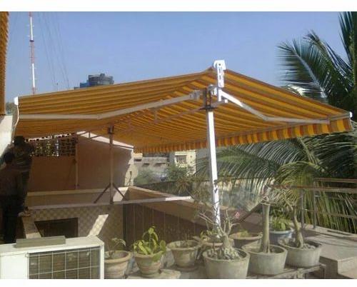 Retractable Commercial Awning