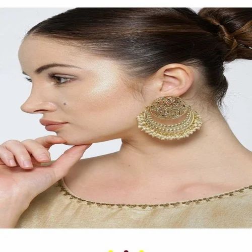 Golden Chandbali Earring