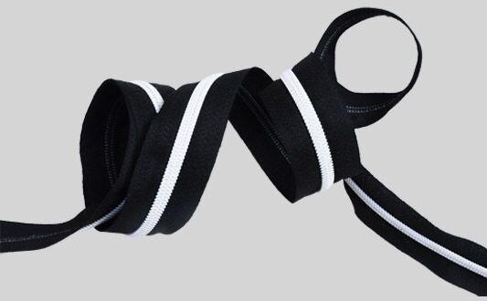 Black Contrast Zipper Roll