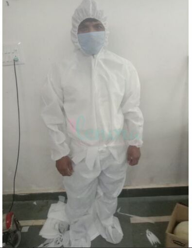 White Plain Disposable Coverall Suit