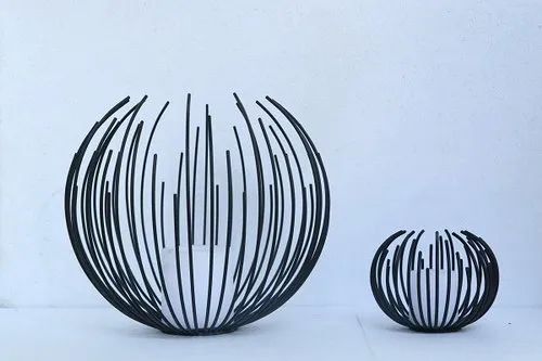 Iron Wire Ball Candle Holder Set