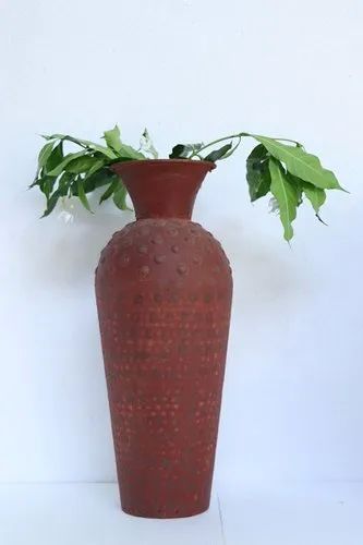 Rusted Antique Iron Flower Vase