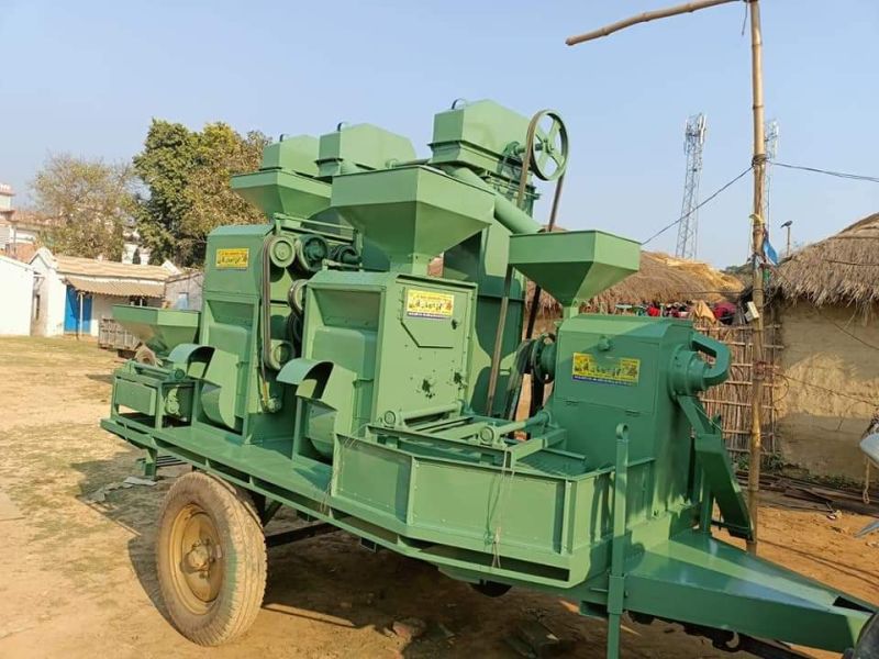 Tractor Model Automatic Rice Plant
