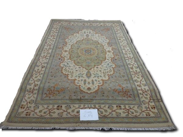 GE-1101  Hand Knotted Silk Carpets