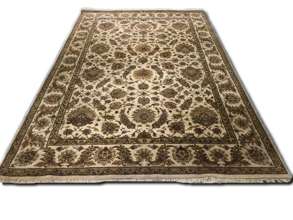 GE-508 Hand Knotted Persian Design Carpet