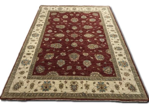 GE-512 Hand Knotted Persian Design Carpet