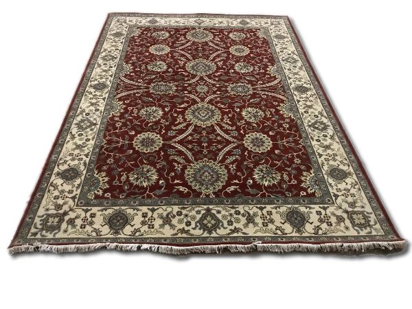 GE-513 Hand Knotted Persian Design Carpet