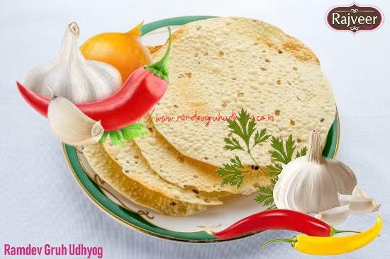 Garlic Green Chilli Papad