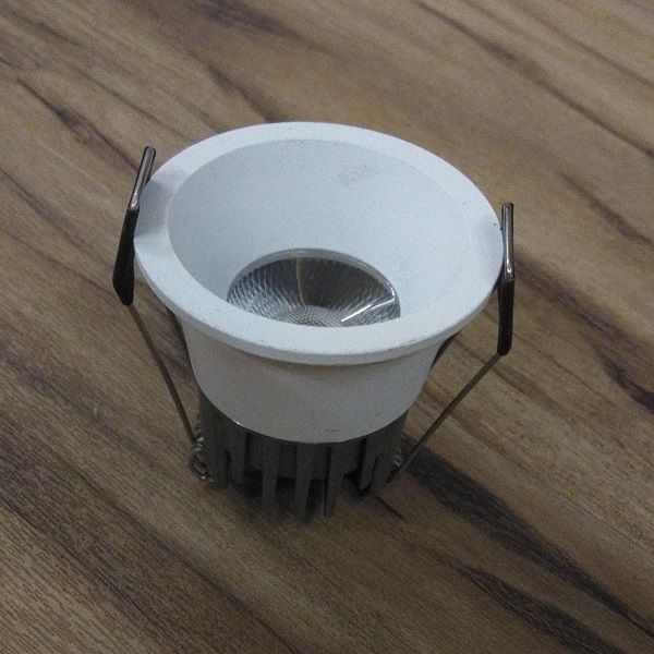 Delta Deep Recessed Reflector Ring Cob Downlight