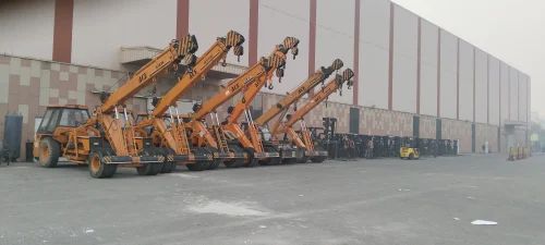 14 Ton Hydra Crane Rental Service