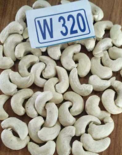 W320 Cashew Kernels