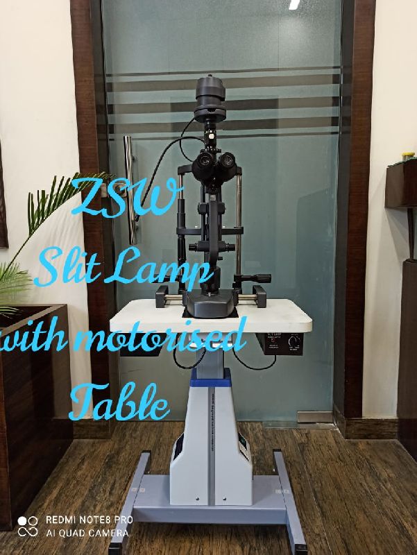 Slit Lamp with Motorised Table