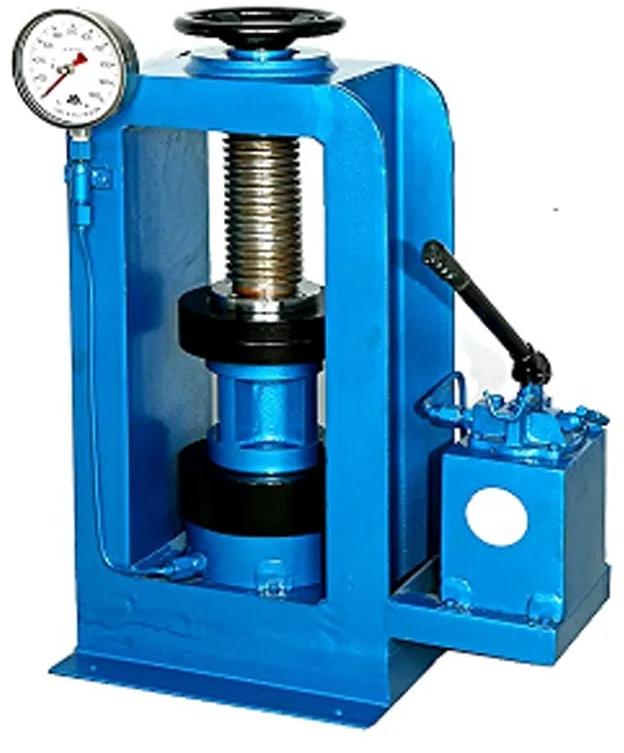 Hand Operated Compression Testing Machine