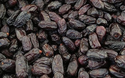 Black Dry Dates