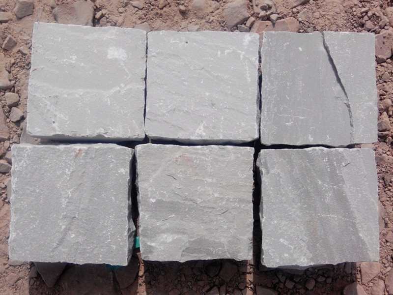 Kandla Grey Indian Sandstone Cobbles Pavers