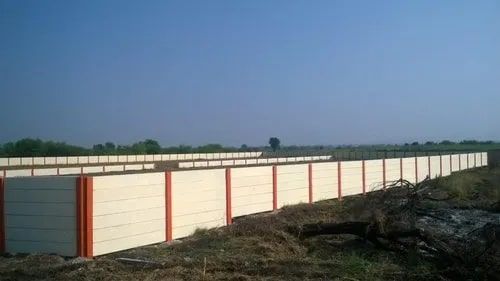 4.5 Feet Cement Compound Wall