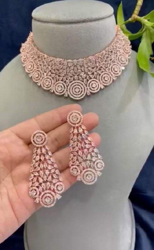 Rose gold hot sale diamond choker