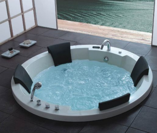 Viva Round Jacuzzi Bathtub