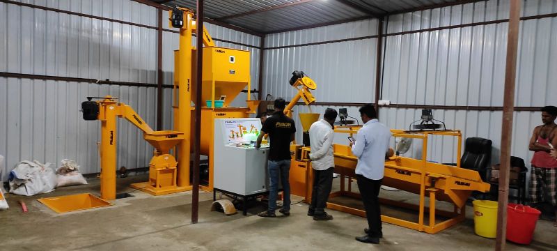 500 Kg/hr Automatic Cattle Feed Pellet Plant