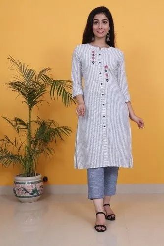 Manufacturer of Cotton Kurti & Printed Cotton Kurti by Veer Creations,  Ahmedabad
