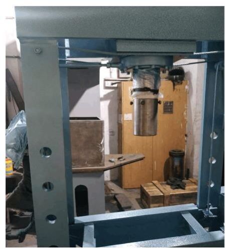 100 ton power operated hydraulic press machine