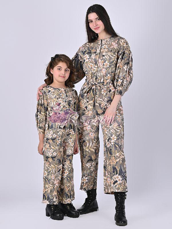 Mother and Daughter Love for Water Lilys Jumpsuit