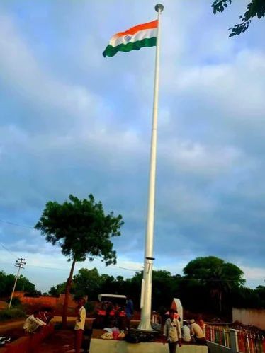 Adjustable Flag Pole