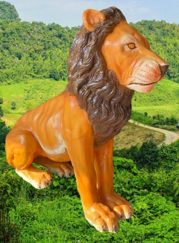 Rajwada Lion Statue