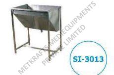 Floor Mounted Surgical Scrub Sink