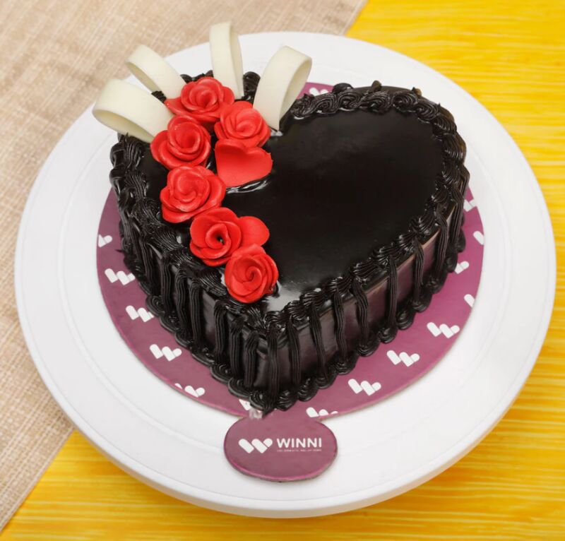 Heart Shape Toothsome Chocolate Cake