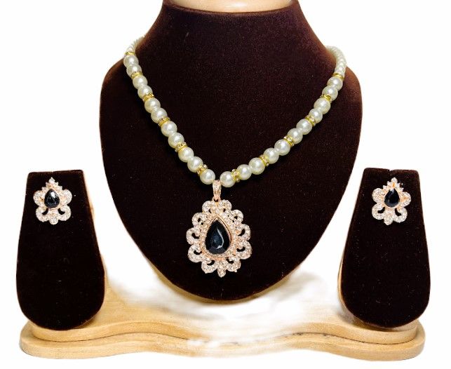 Gold Plated Pearl Beaded Necklace Set